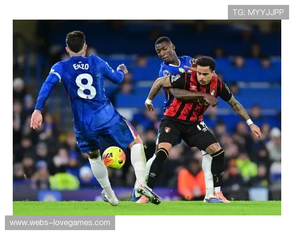 切尔西2-2利兹联,帕尔默点射难救主 切尔西2-2利兹联,帕尔默点射难救主